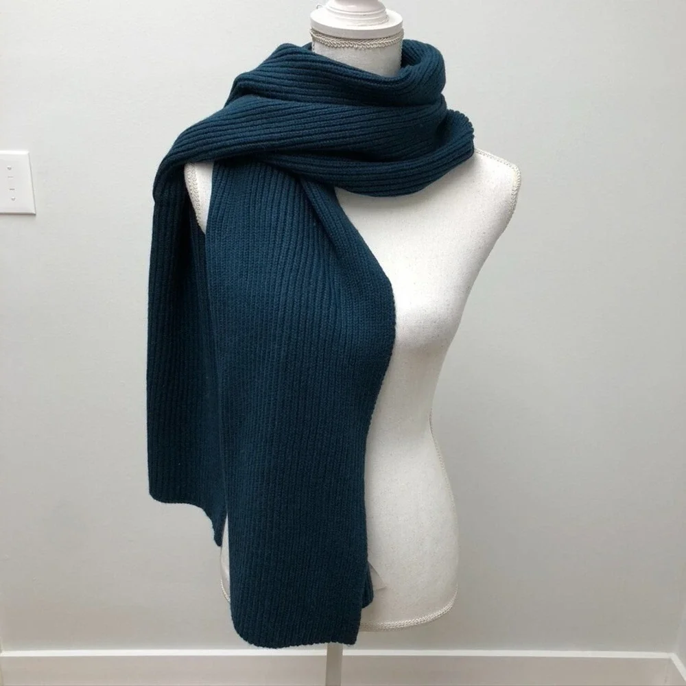 Athleta Shaker Stitch Wool Scarf Womens One Size Deep Blue Ribbed Chunky Cozy